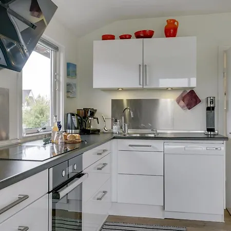 בית נופש Ainikki - 200m From The Sea By Interhome