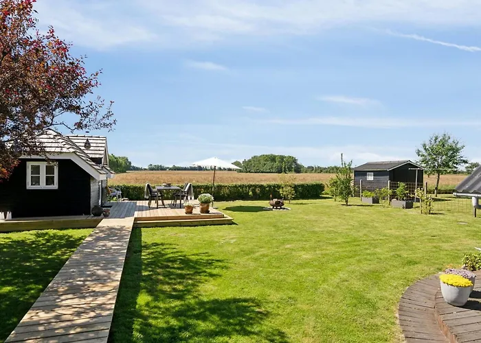 Ainikki - 200m From The Sea By Interhome *